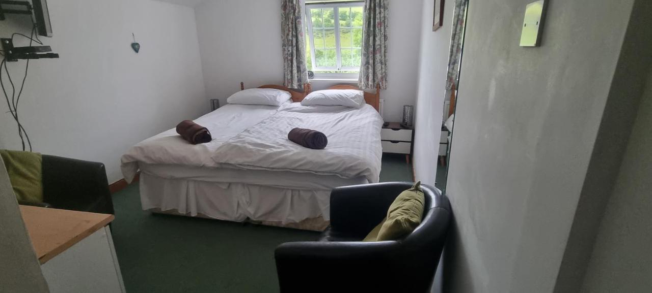 Dinas Castle Inn Brecon Buitenkant foto