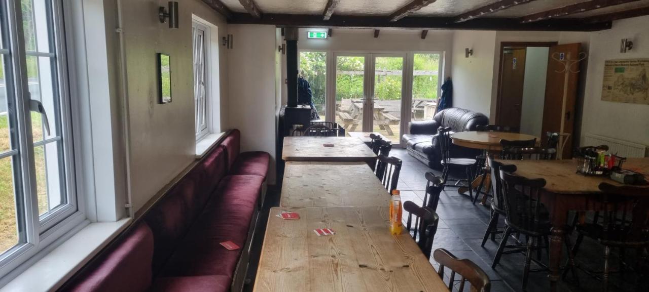 Dinas Castle Inn Brecon Buitenkant foto